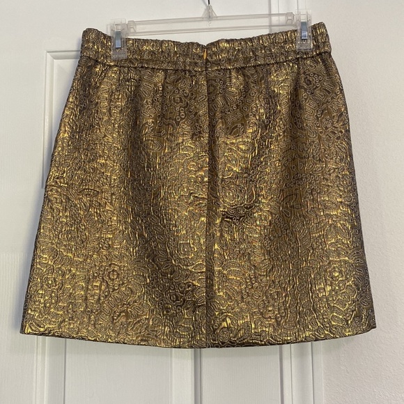 NWOT Loft Baroque fabric mini skirt. - Picture 13 of 14
